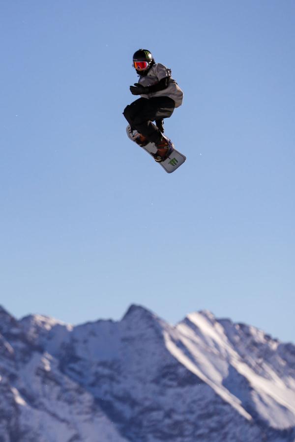 单板滑雪世界杯苏翊鸣获坡面障碍技巧决赛第十名