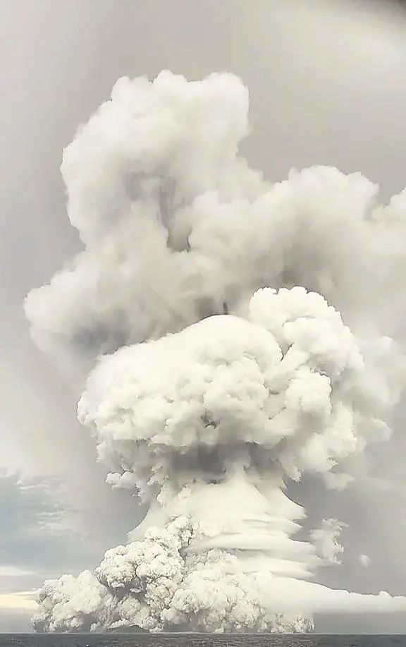 在汤加的广州市民确认安全！ 此次火山海啸对广东有影响吗？