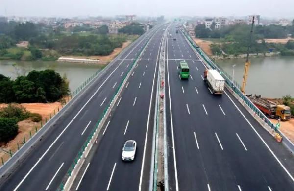 出行最新研判!今年春运车流高峰将出现“双推迟” 出行最新研判!今年春运车流高峰将出现“双推迟”