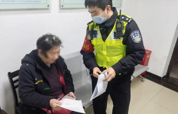 倔老人误把“李逵”当“李鬼”，真民警循循善诱解心忧