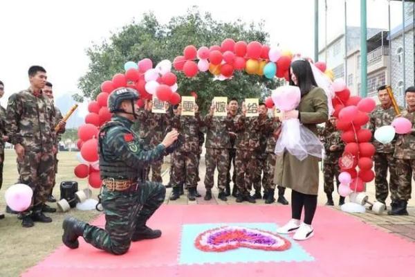 相恋534天后，武警小哥哥从天而降