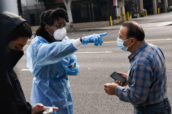 美专家:美国新冠检测太随意 工作人员已感疲惫正在辞职