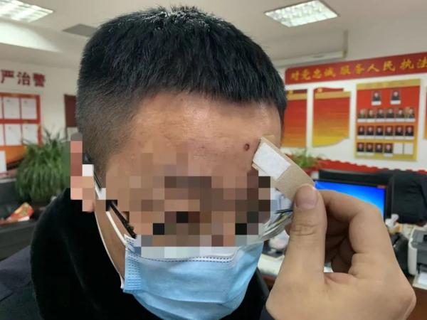 涉毒人员家属暴力抗法，持刀袭警！刑拘！