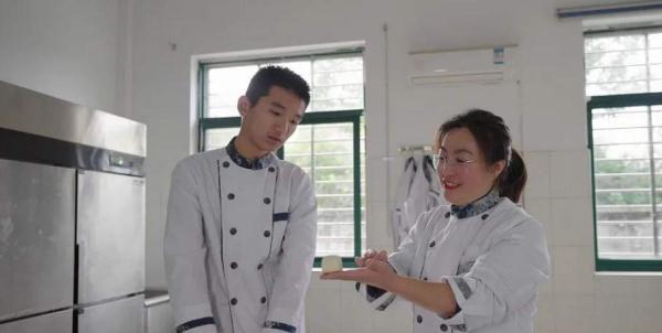 这是怎样的缘分？三姐妹嫁给同一单位的三个军人