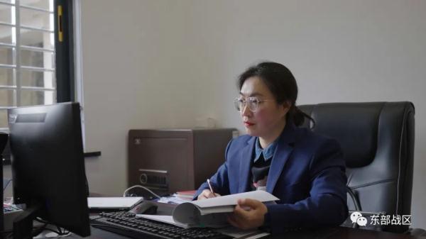 这不巧了么！三姐妹嫁给同一单位的三个军人！