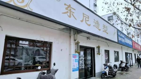 郑州烟火气回来啦！恢复营业第一天，记者探访理发店、早餐店实况