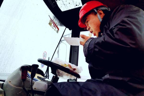 春节不停工 武汉地铁全力推进16号线二期工程建设