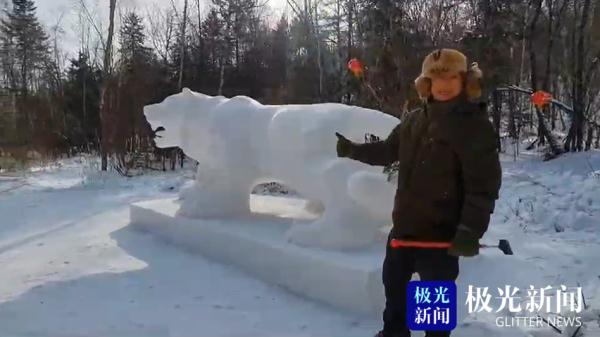 新年新气象，“雪乡神雕”雕刻东北虎雪雕，虎虎生威迎虎年