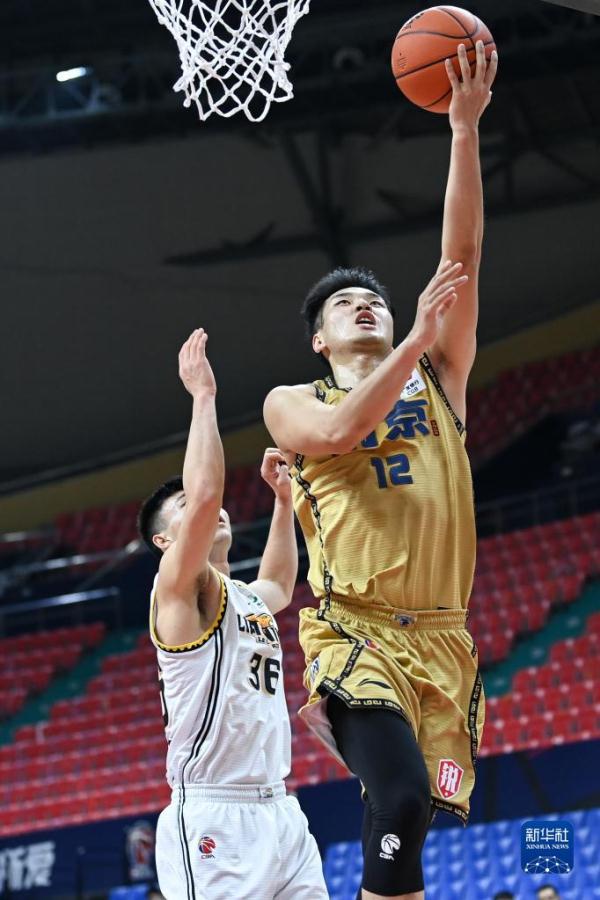 CBA第二阶段：南京同曦宙光不敌辽宁本钢