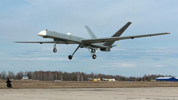 俄罗斯公布首个猎户座察打一体无人机样机