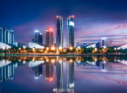 氛围感拉满！春节成都夜景指南