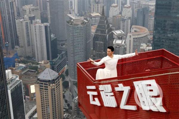 帅翻春晚的《行云流水》是怎么拍出来的