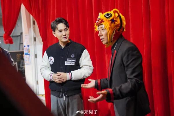 魔术师邓男子揭秘《迎春纳福》