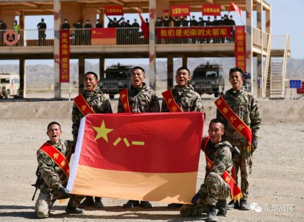 “最牛军车”驾驶员，二等功！国际比赛破纪录，二等功！