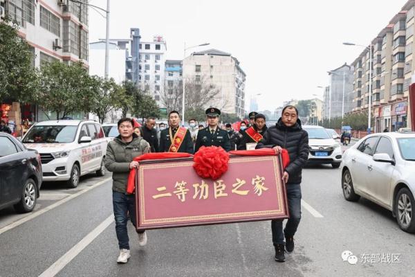 “最牛军车”驾驶员，二等功！国际比赛破纪录，二等功！