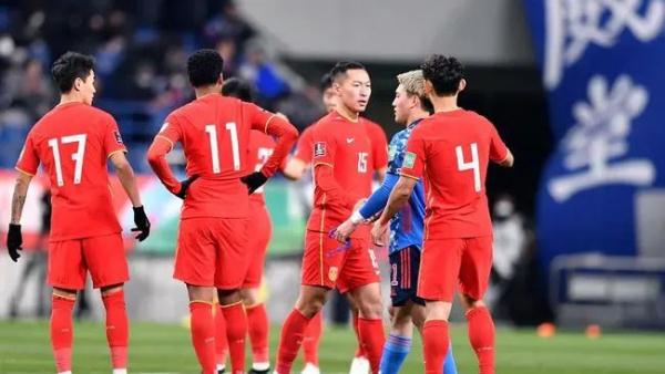 国足不敌越南彻底出局 李霄鹏道歉:我也很难接受 国足不敌越南彻底出局 李霄鹏道歉:我也很难接受