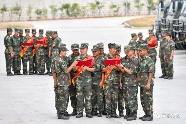 “最牛军车”驾驶员，二等功！国际比赛破纪录，二等功！