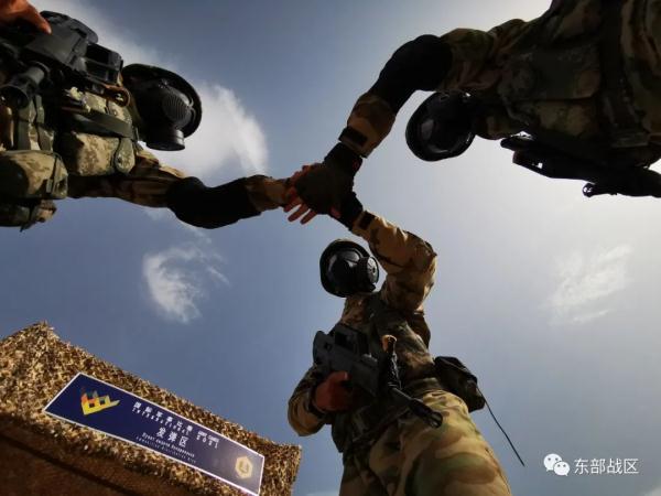 “最牛军车”驾驶员，二等功！国际比赛破纪录，二等功！