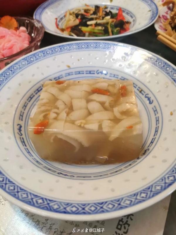 “爸妈的菜是家的味道”，千余网友在长江头条“晒年饭”