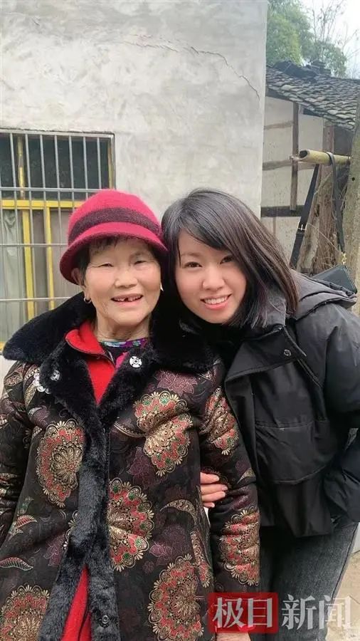 养女装成快递员跨越1600公里，只为......网友泪目！