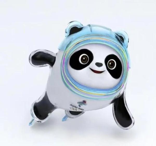 新晋顶流来啦,谁能拒绝得了冰墩墩呢…… 新晋顶流来啦,谁能拒绝得了冰墩墩呢……