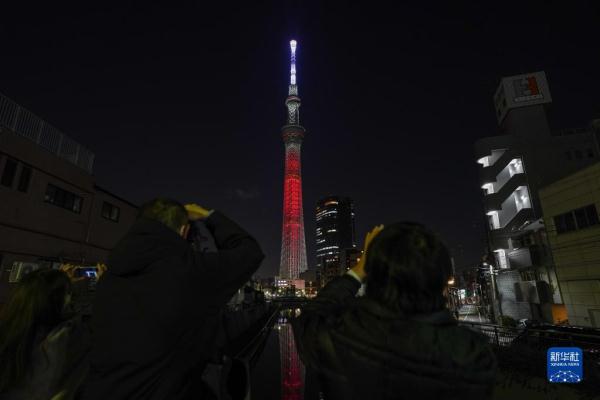 日本：“天空树”为北京冬奥会亮灯