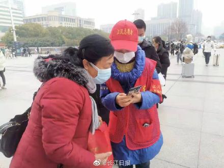 春节假期武汉三大站发送旅客62万人次，6日加开夜行高铁30列