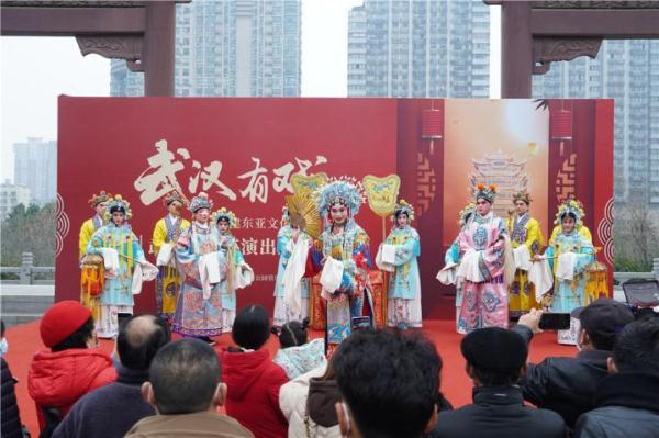 武汉:春节好戏不断,汉剧木偶剧轮番进景区 武汉:春节好戏不断,汉剧木偶剧轮番进景区