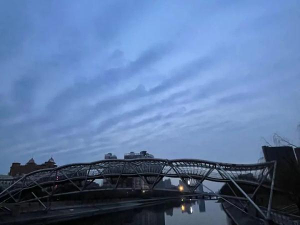 郑州错过了虎年首场降雪，昨晚河南大雪下到这儿了↓