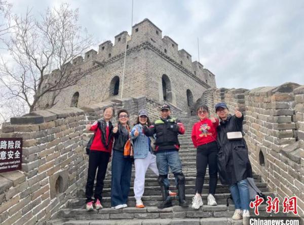 五旬台胞骑行3万公里环游大陆祖国那么大我想去看看