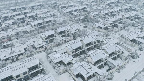 “断桥残雪”出现了！这场雪会持续到何时？新一轮冷空气又将抵达浙江