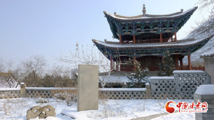 兰州：雪映五泉山更幽 时光流淌数百年