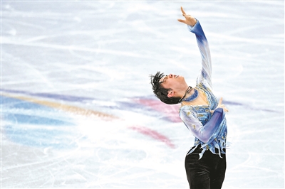 “冰上王子”羽生结弦首秀不完美