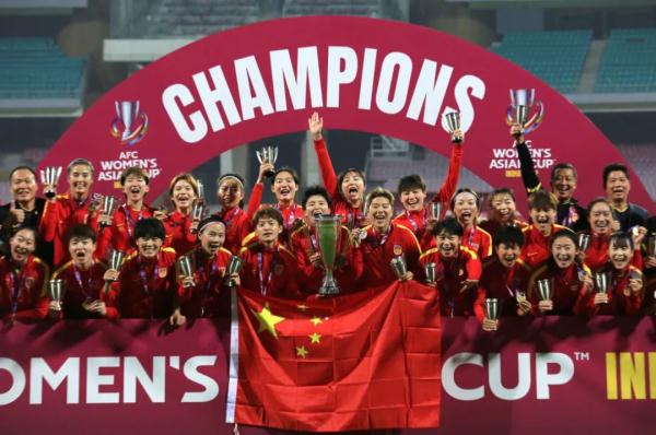 中国女足夺冠！10号是咱烟台人！