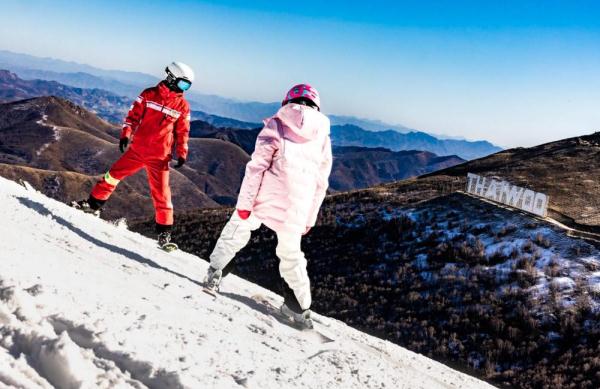 初级爱好者变成发烧友，滑雪究竟有什么魅力？