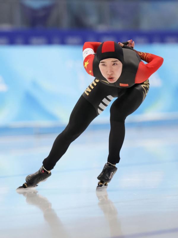 北京冬奥会韩梅获速度滑冰女子5000米第11名