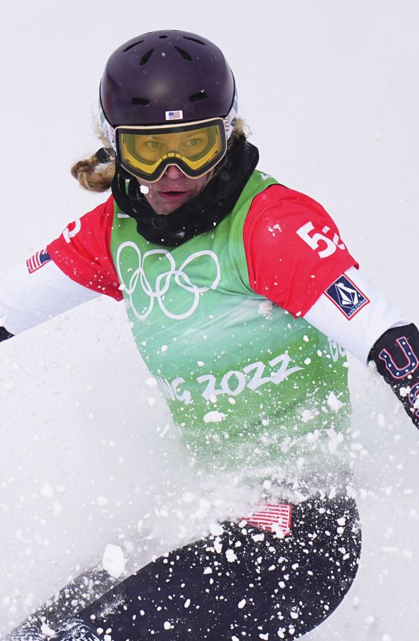 北京冬奥会｜在飞雪中穿梭！单板滑雪障碍追逐混合团体比赛赛况