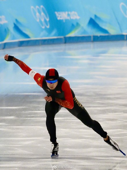 骄傲高亭宇实现中国男子速滑冬奥金牌零的突破