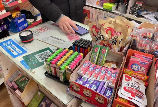 说好的中国人不骗中国人呢？顾客扫码未付钱 店家崩溃：遭了好几次