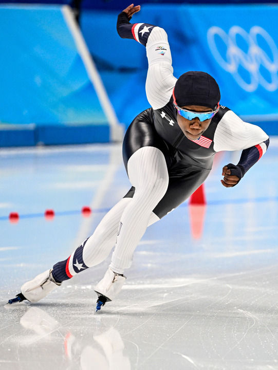 北京冬奥会|“让”出来的冠军