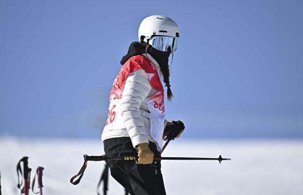 北京冬奧會丨自由式滑雪女子坡面障礙技巧楊碩瑞帶傷出戰遺憾止步