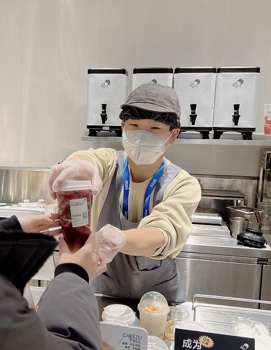 冬奥赛事背后,还有一场“烟火味”十足的备战…… 冬奥赛事背后,还有一场“烟火味”十足的备战……