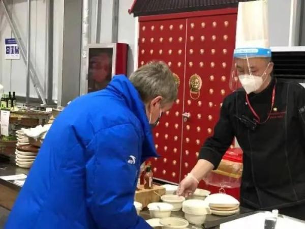 参加了冬奥，这个美国小姐姐说：不想回家！