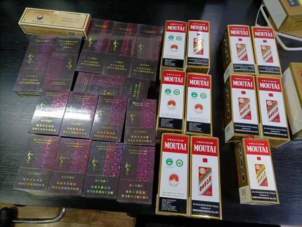 男子刚玩完密室逃脱，就被警察抓走！