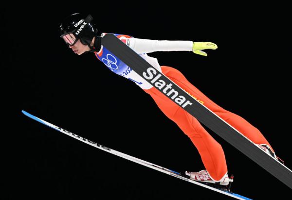 北京冬奥会 | 中国队无缘跳台滑雪男子团体决赛 北京冬奥会 | 中国队无缘跳台滑雪男子团体决赛