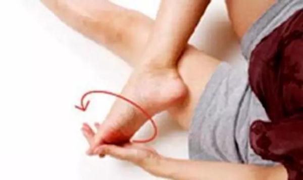 万病源于堵,2个地方轻轻转一转,帮你打通淤堵! 万病源于堵,2个地方轻轻转一转,帮你打通淤堵!