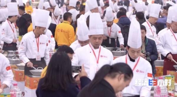 在“火锅之都”，最挣钱的不是火锅，竟是它？