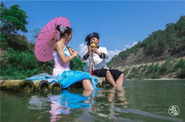 云南葫芦丝,上天了 云南葫芦丝,上天了