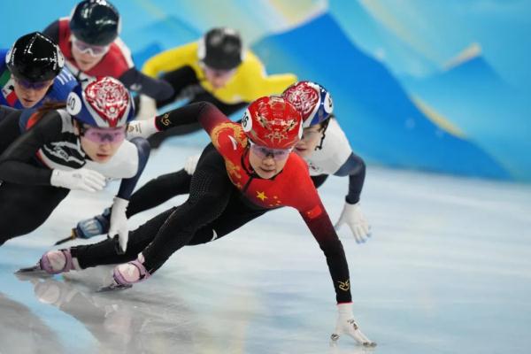 短道速滑收官，武大靖发文：绝不认怂
