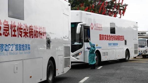 上海通报新增境外输入病例详情：1人从香港非法越境抵沪，已被立案侦查！绍兴发现1例阳性→